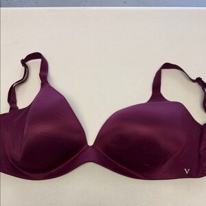 Victoria’s Secret Lined Semi Demi Wireless Bra
